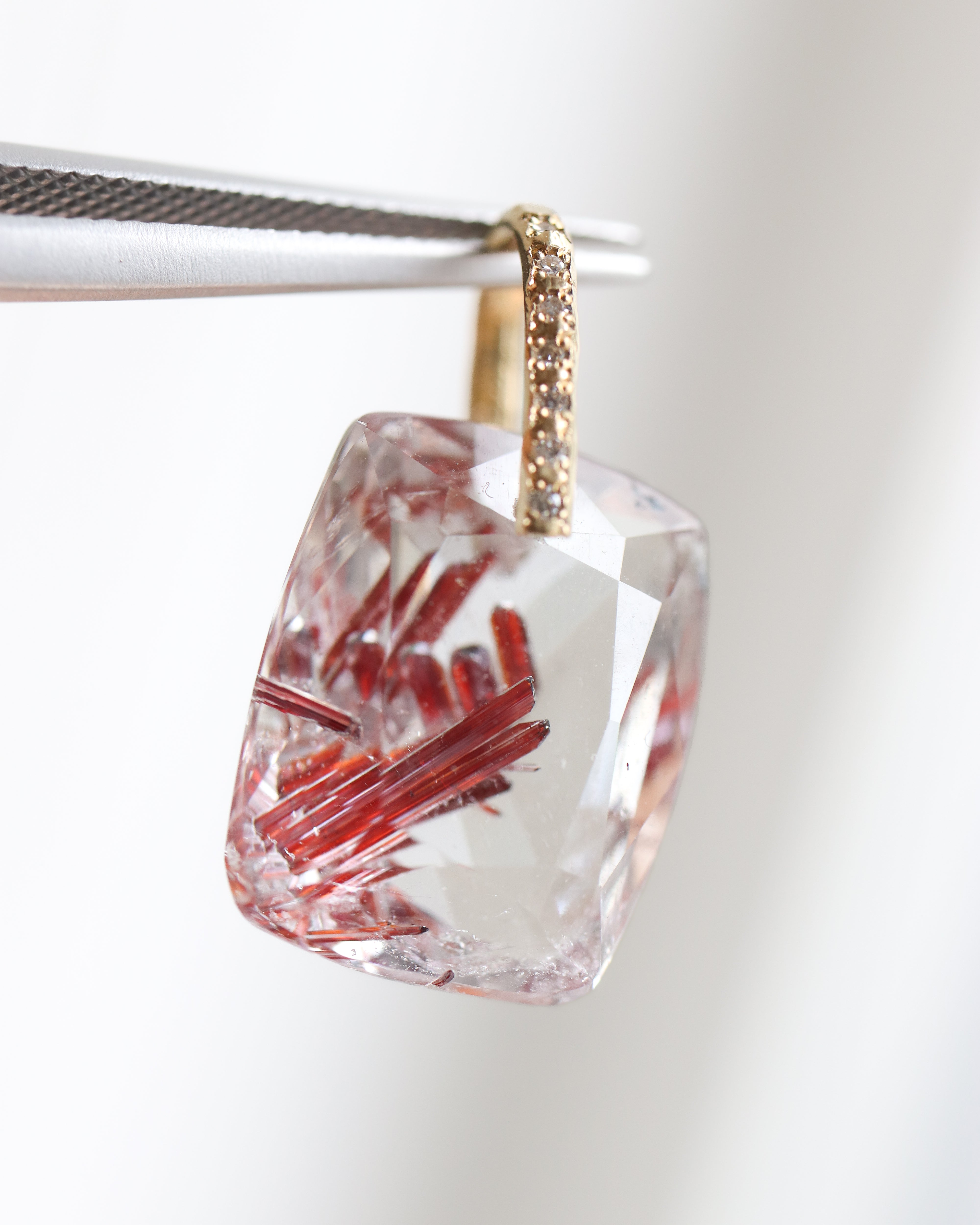 Hibiki Stone Necklace - Red Rutile -