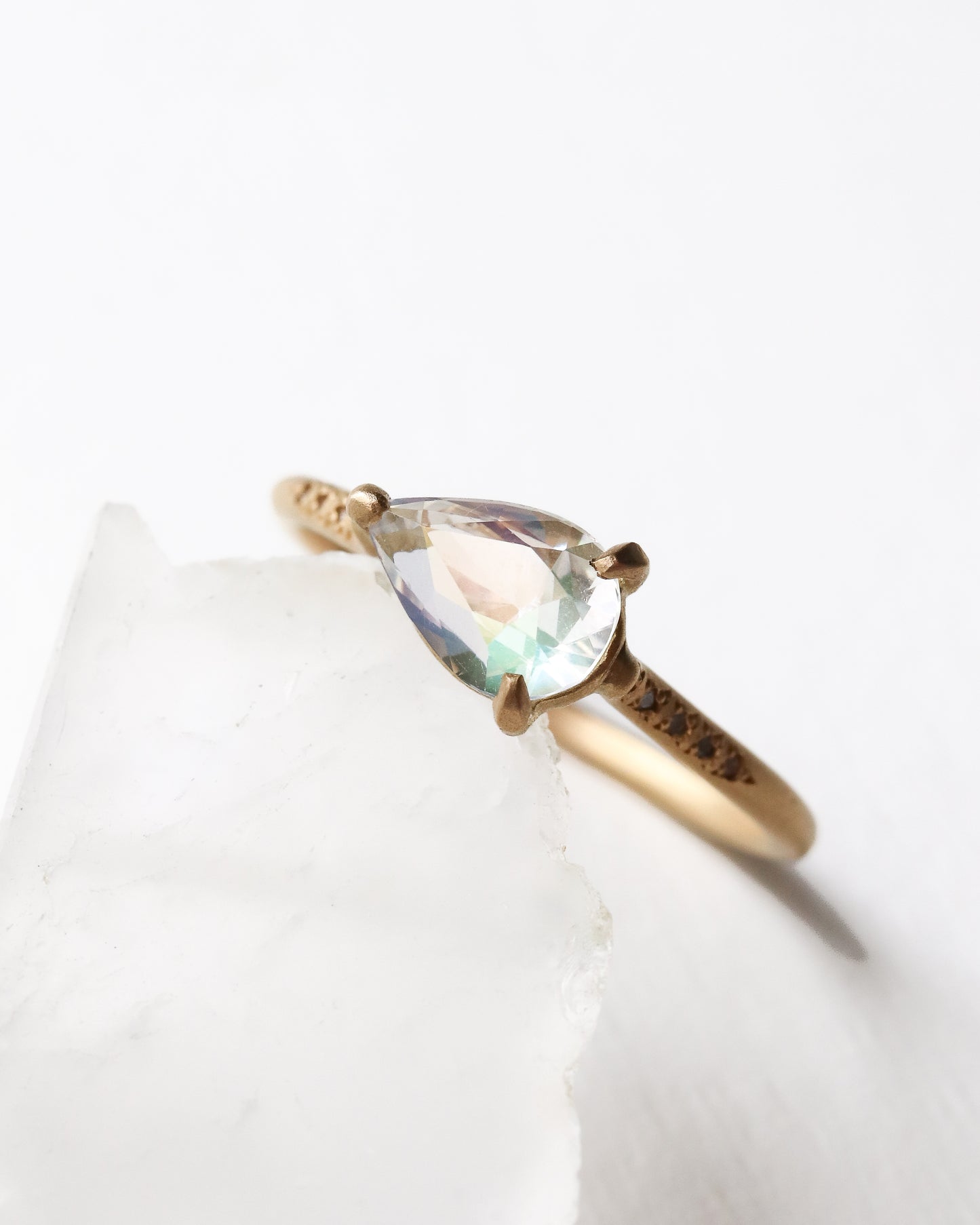 Prong Ring - Rainbow Moon Stone -