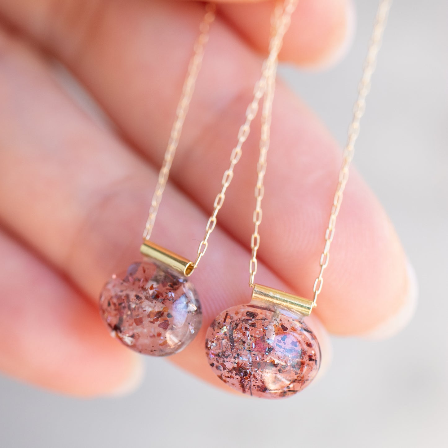 Pipe Pierced Earring - Strawberry Quartz -