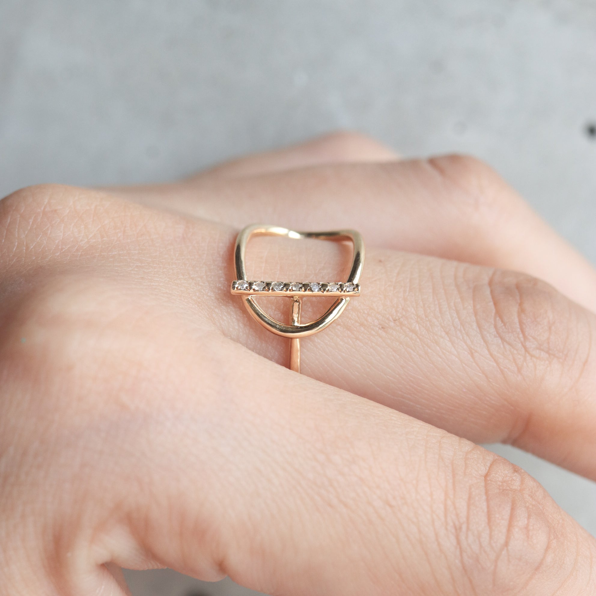 Mantel Ring  - Bar Diamond -