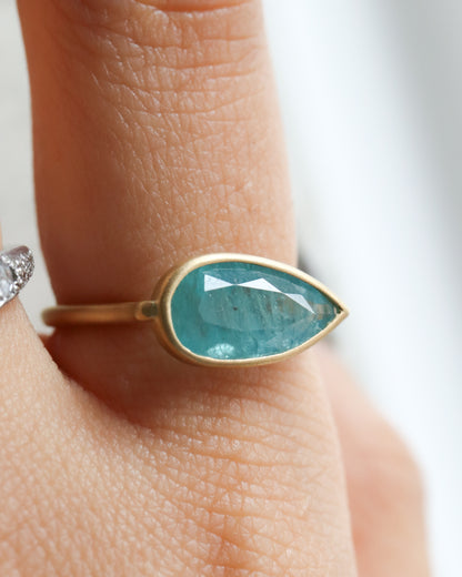 Collet Ring - Grandidierite -