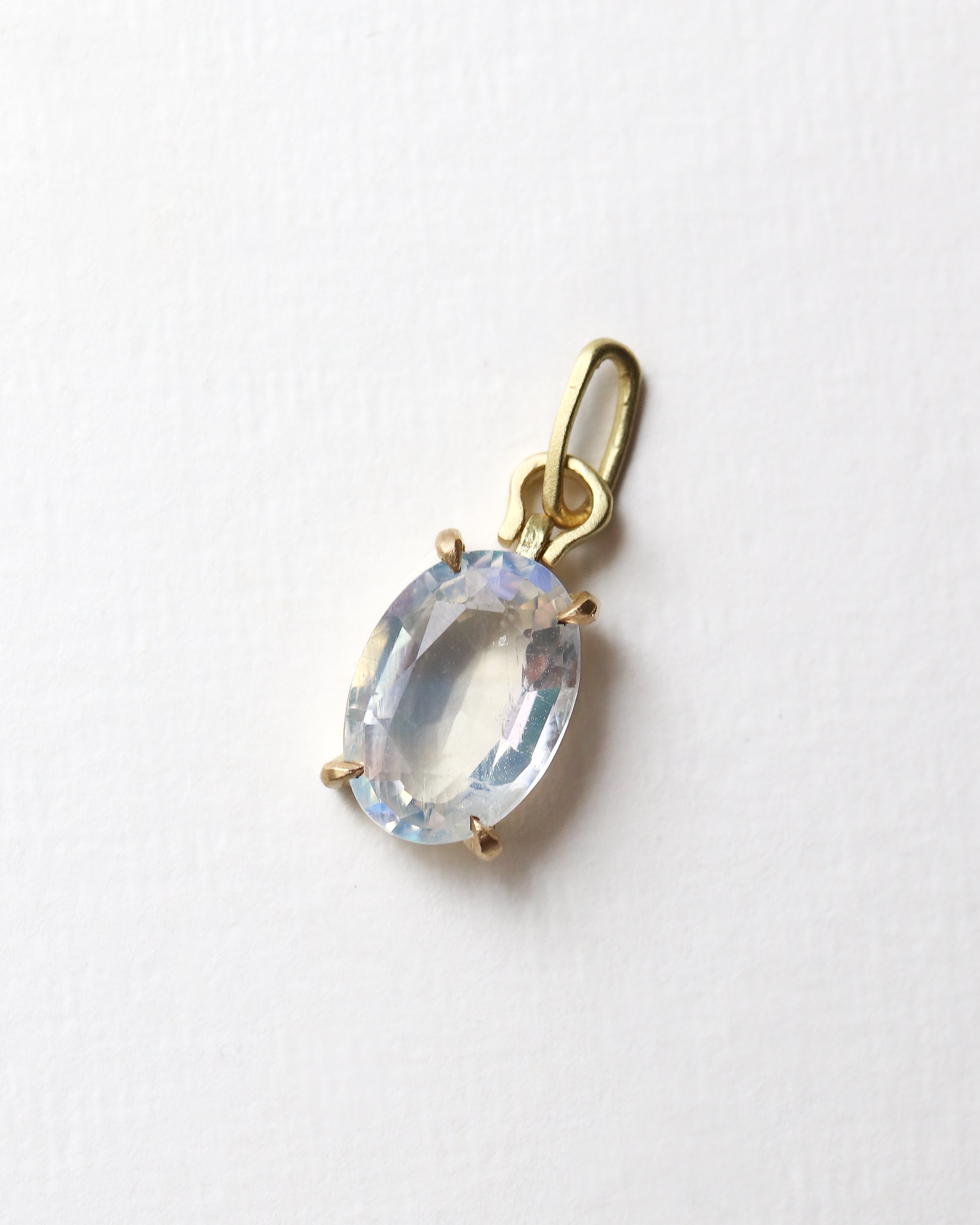 HorseShoe Prong Necklace - Rainbow Moon Stone -