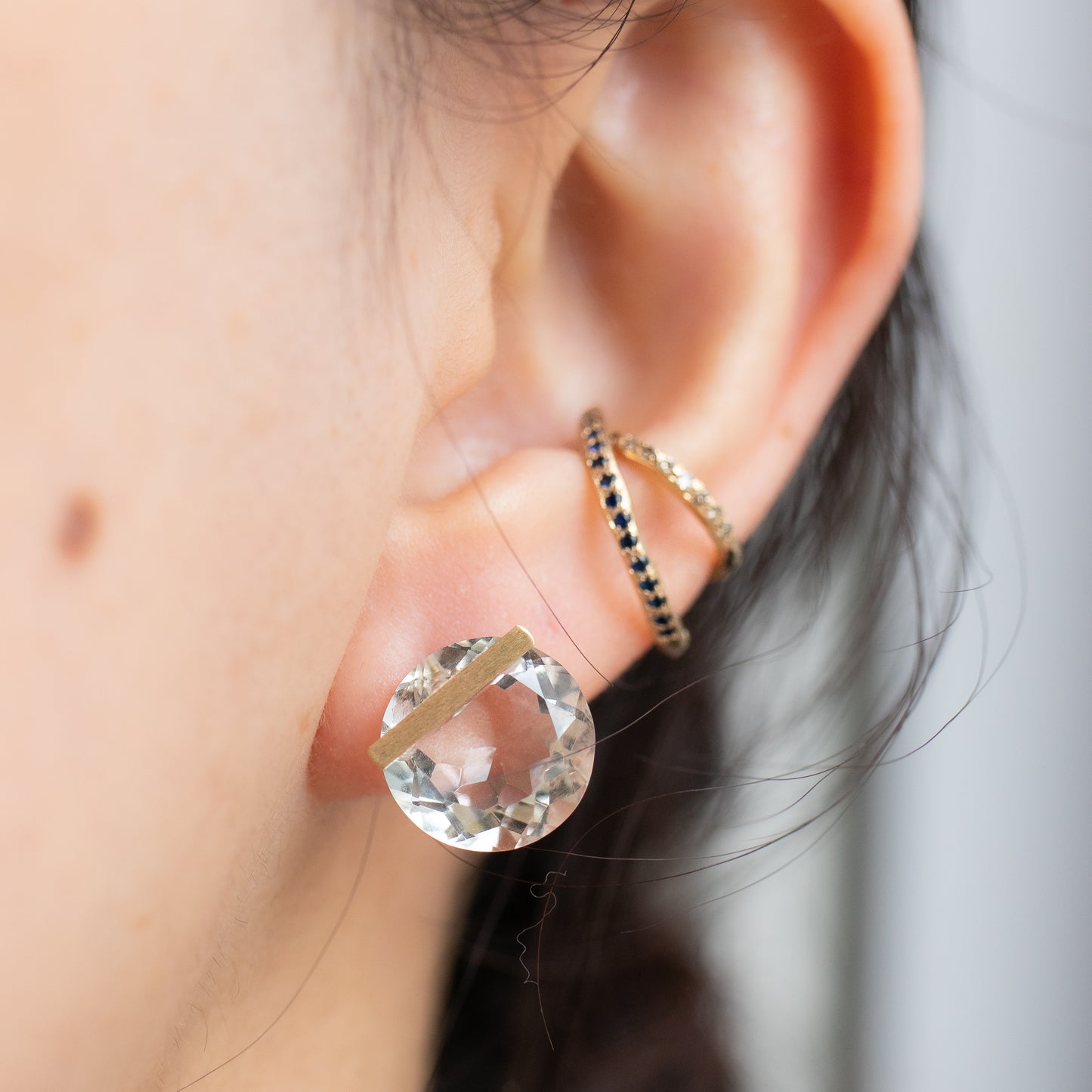 Bar stone pierced earrings - Green Amethyst -