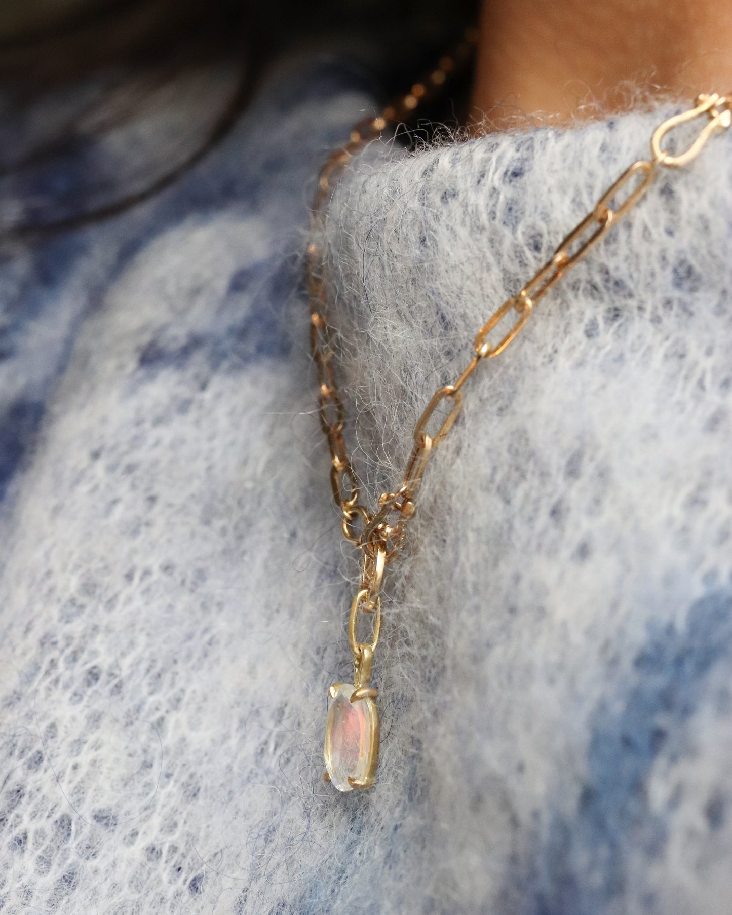 HorseShoe Prong Necklace - Rainbow Moon Stone -