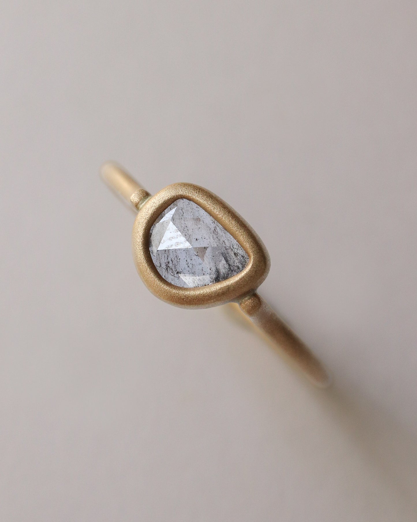 Kumo Ring - Slice Diamond -