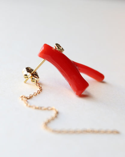 Flat Pierced Earring - Coral -