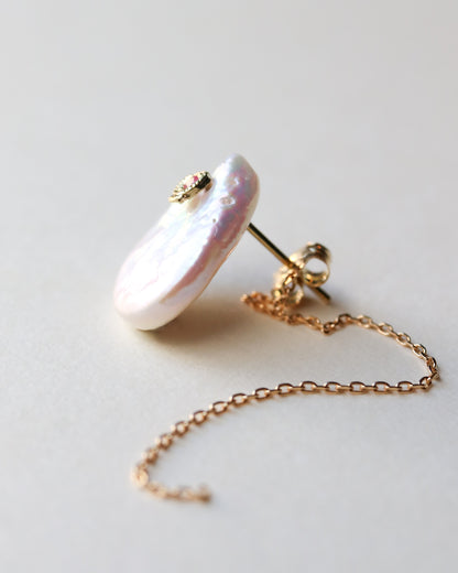 Flat Pierced Earring - Keshi Pearl - D