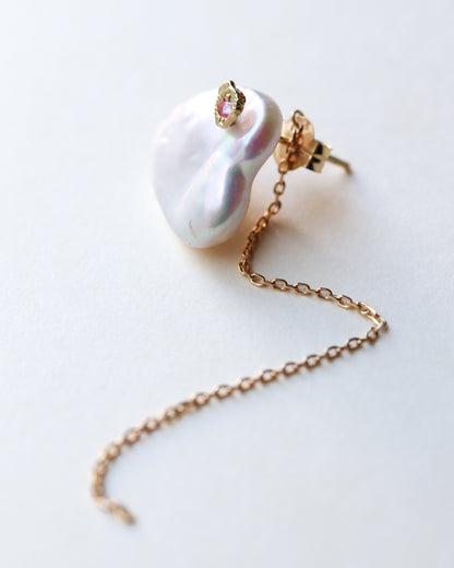 Flat Pierced Earring - Keshi Pearl - B