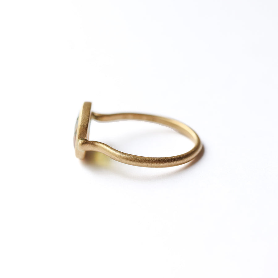 Collet Ring - Sapphire -