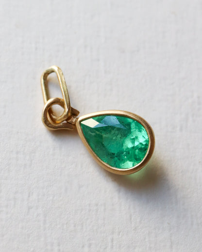 Horseshoe Collet Necklace - Emerald -