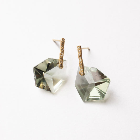 Hibiki Stone Pierced Earring - Green Amethyst / Diamond -