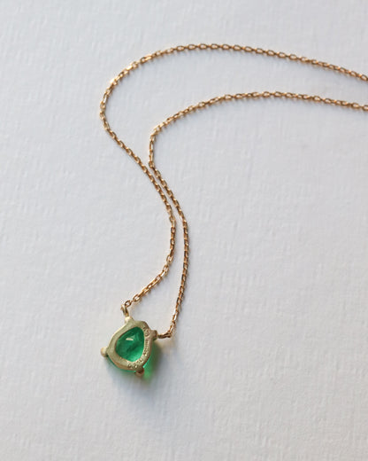 Prong Necklace - Emerald -