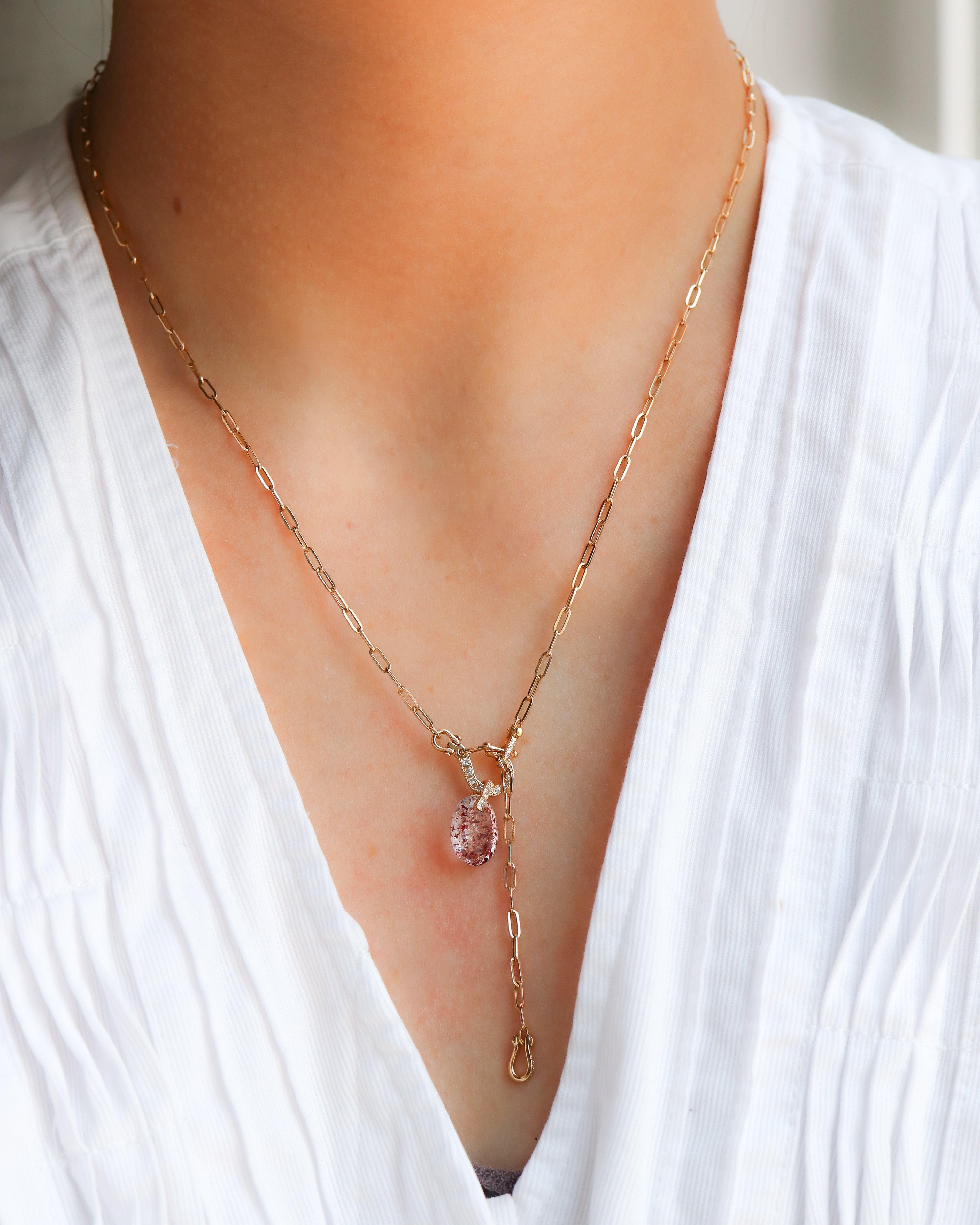 Hibiki Stone Necklace - Strawberry Quartz -
