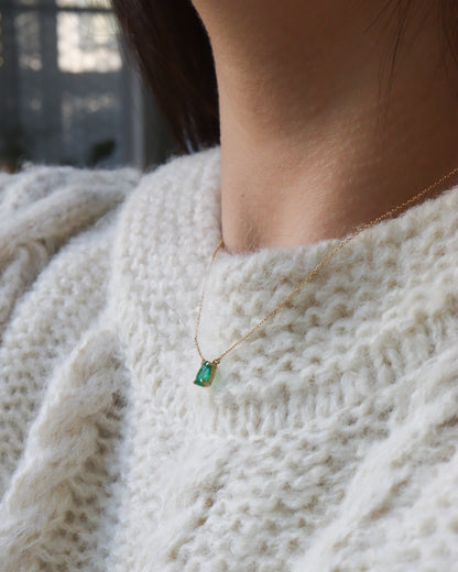 Prong Necklace - Emerald -