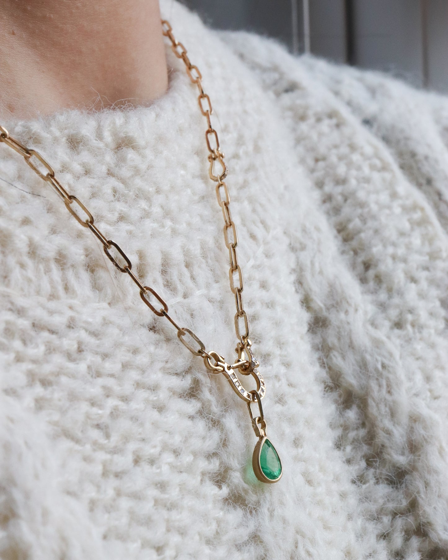 Horseshoe Collet Necklace - Emerald -