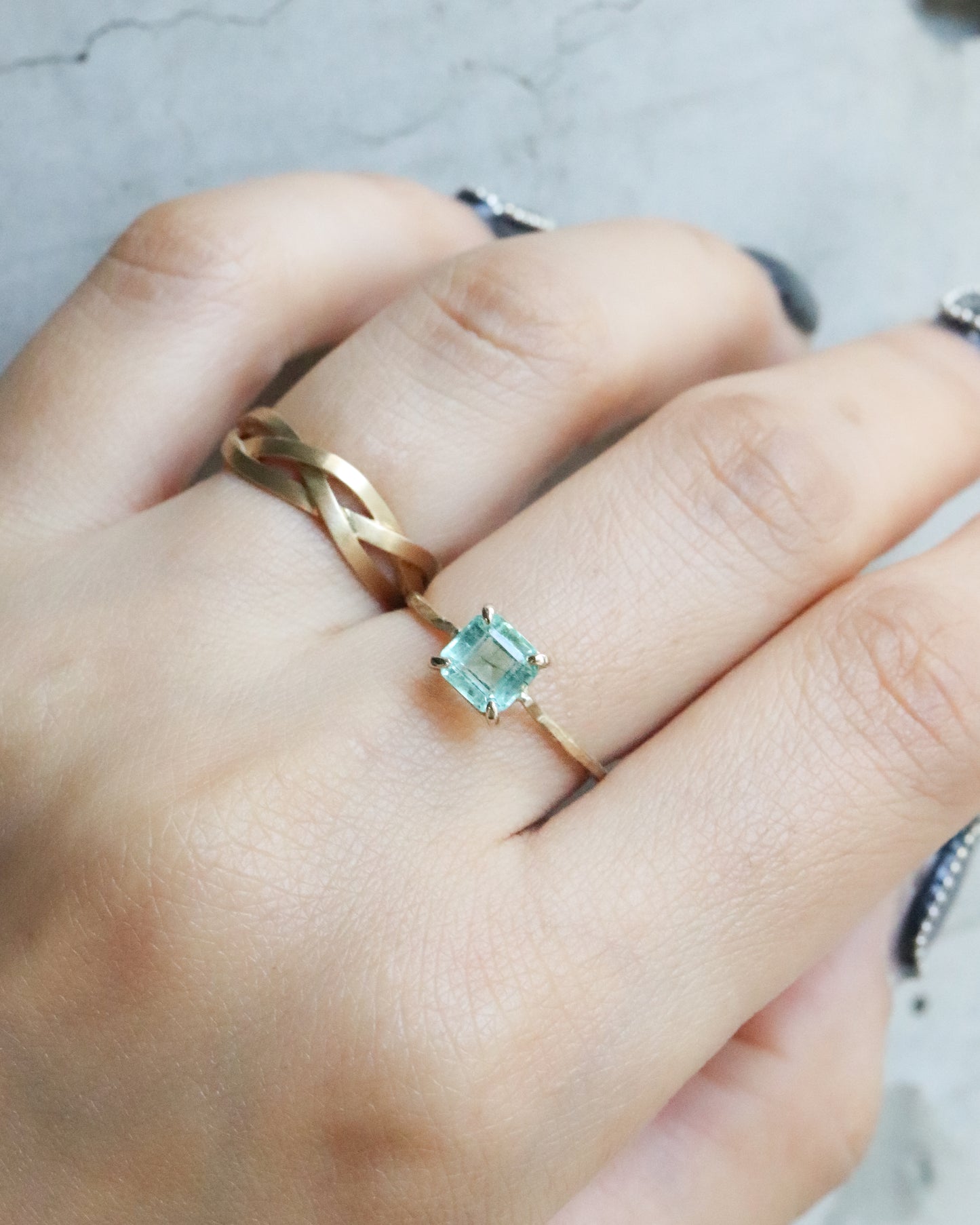 Flat Ring - Emerald -
