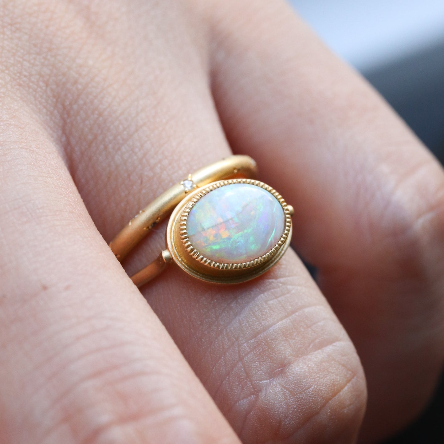 Column Milgrain Ring - Opal -