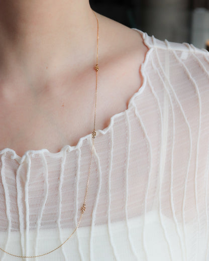 Daisy Station Long Necklace