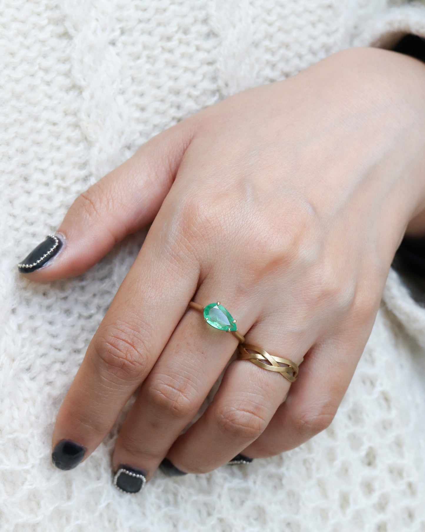 Prong Ring - Emerald -
