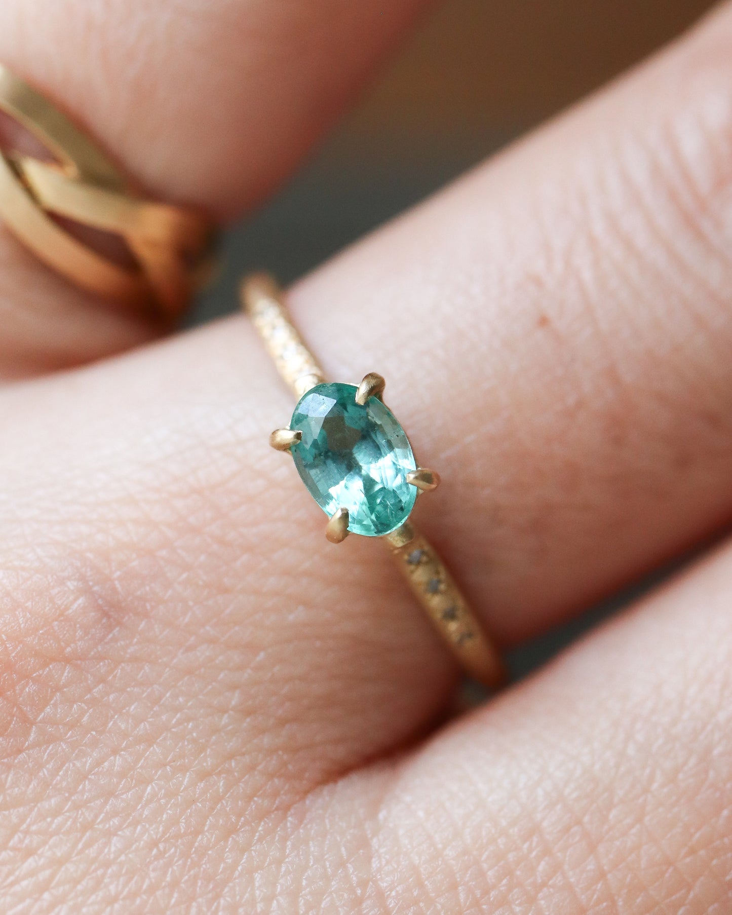 Prong Ring - Emerald /Diamond-