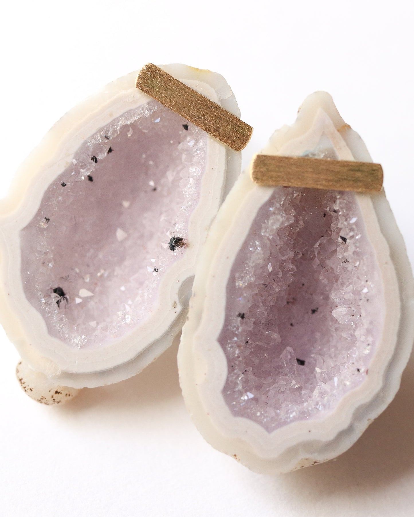 Bar stone Pierced Earring - Baby geode -