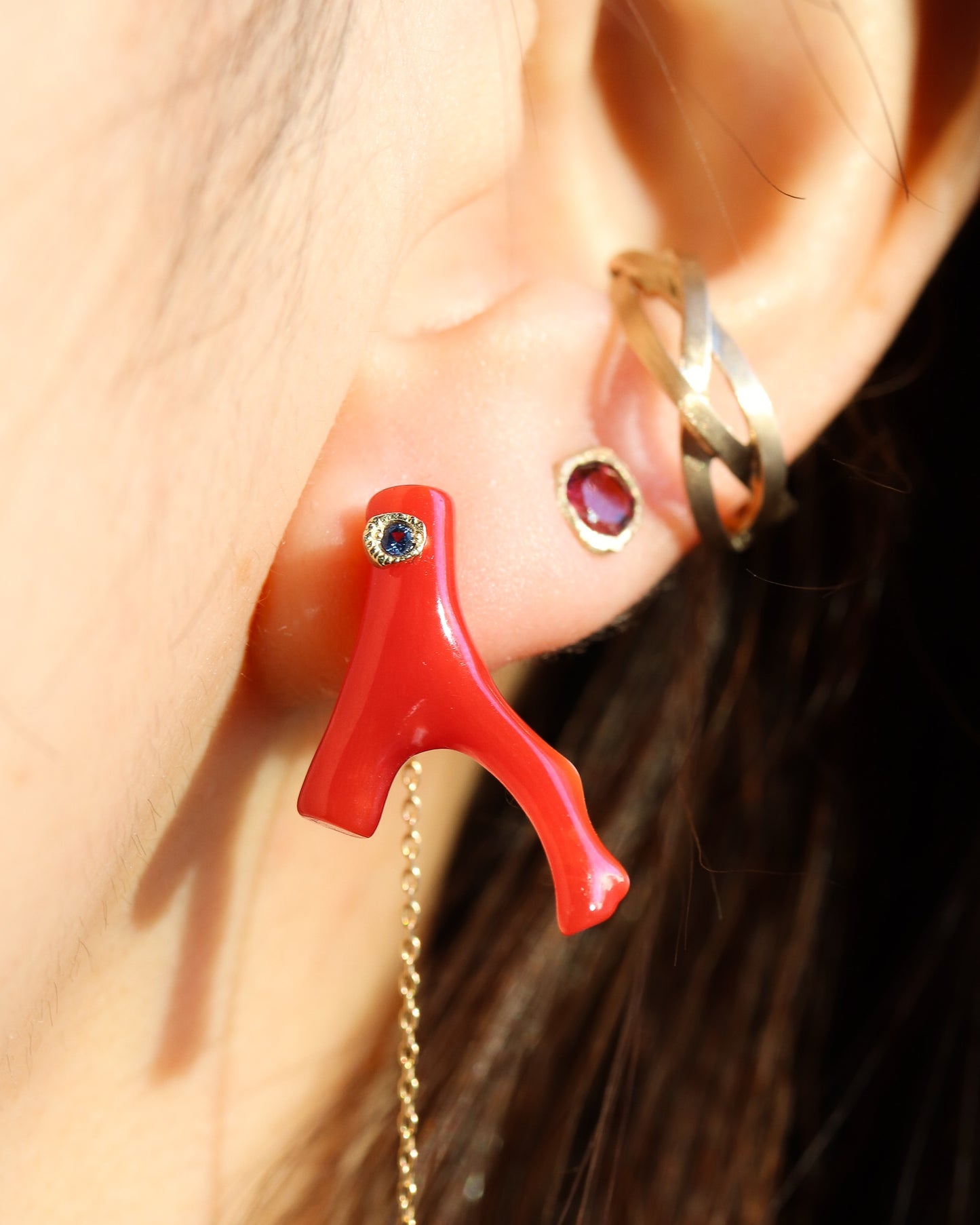 Flat Pierced Earring - Coral -