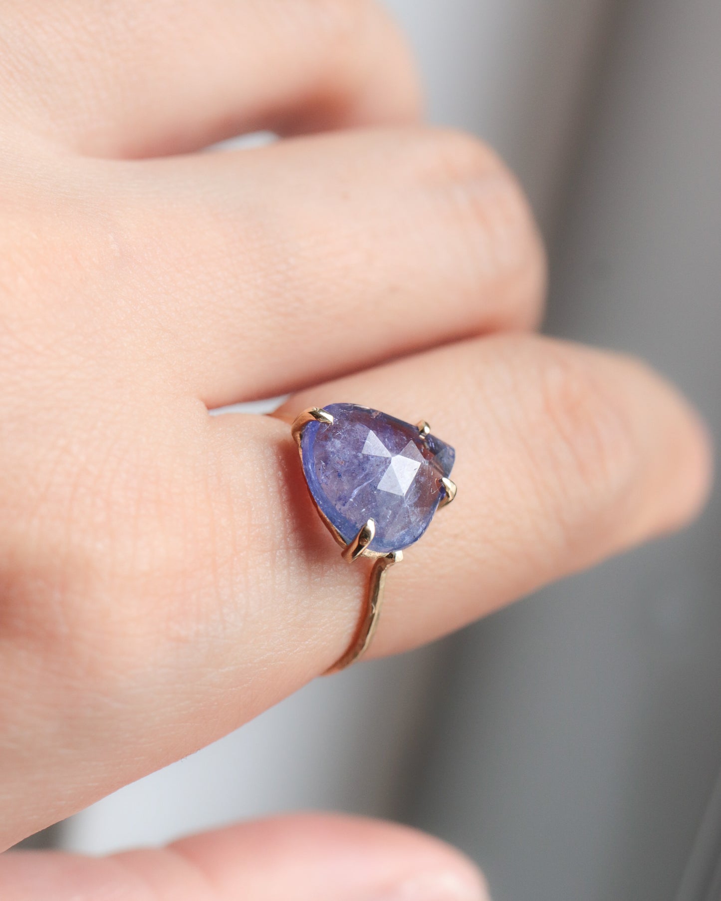 Flat Ring - Tanzanite -