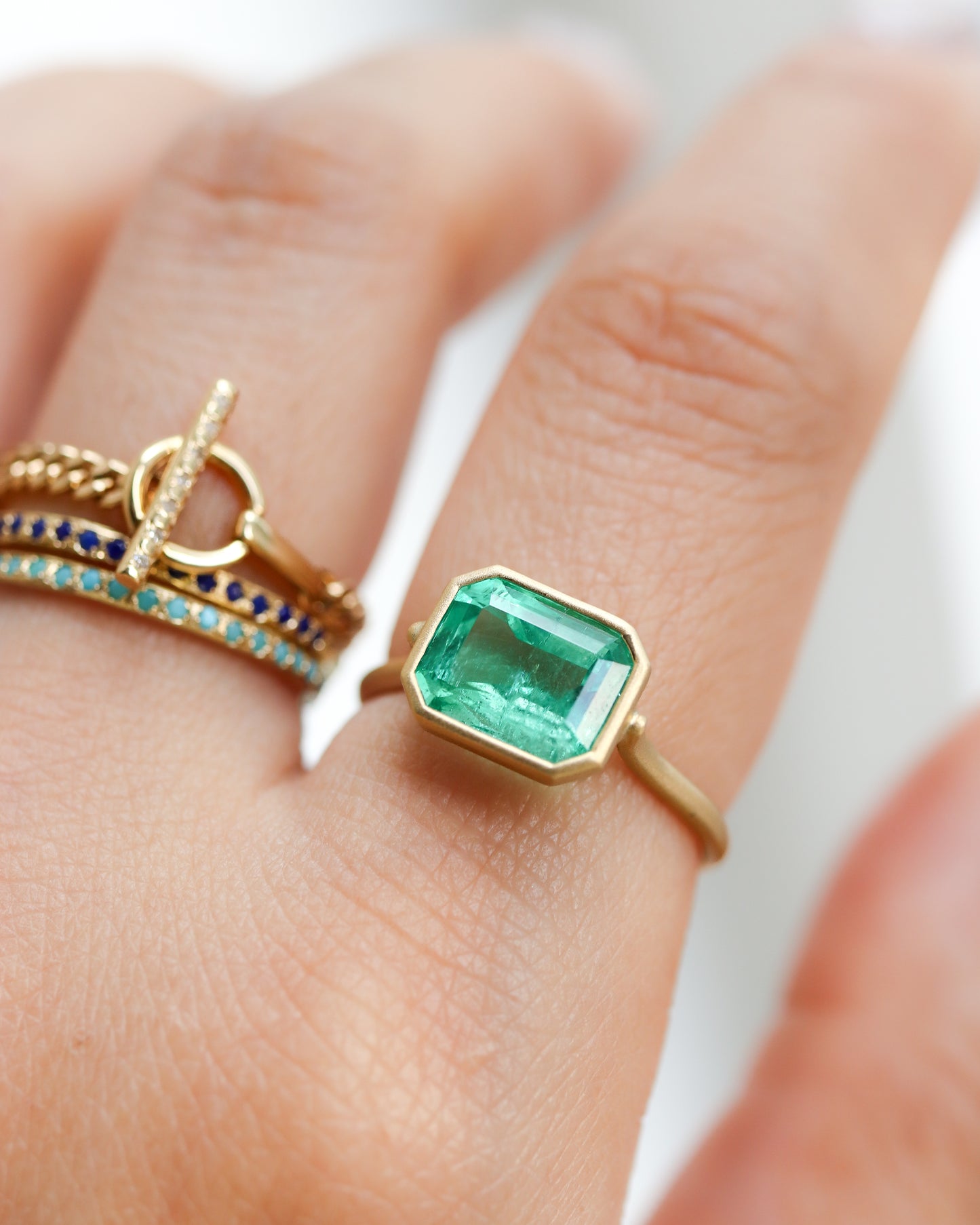 Collet Ring - Emerald -