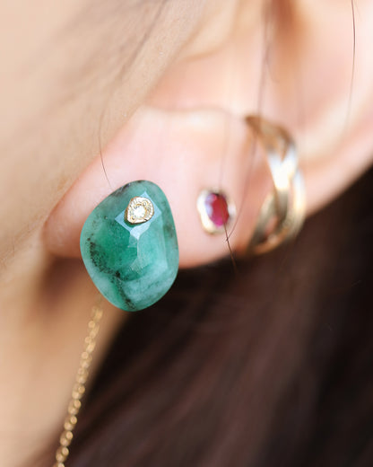 Flat Pierced Earring - Emerald -