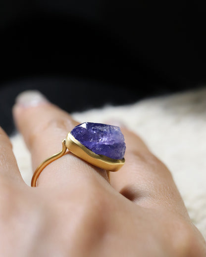 Collet Ring - Tanzanite -