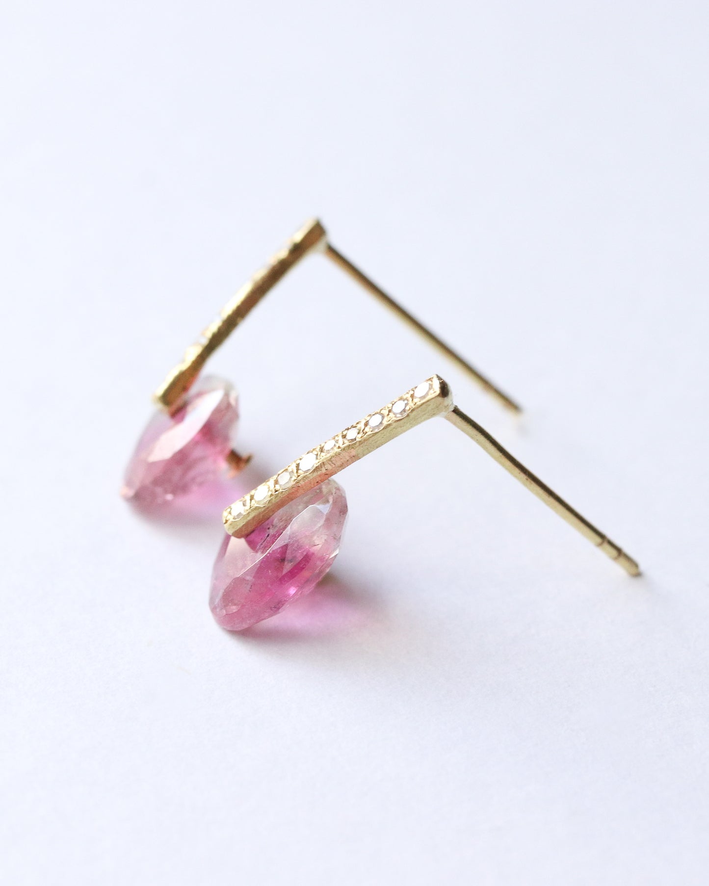 Hibiki Stone Pierced Earring - Bicolor Tourmaline / Diamond -