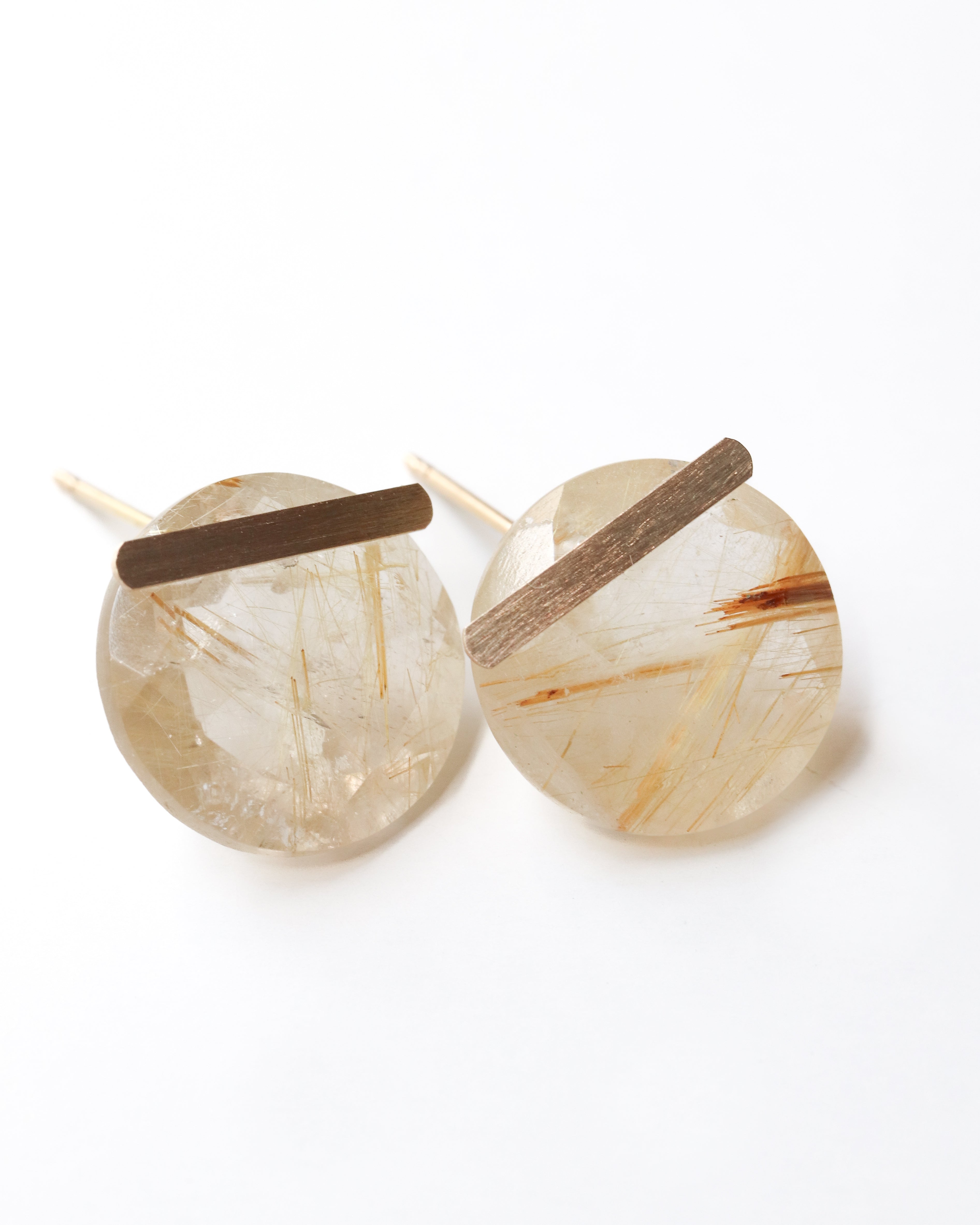 Bar stone Pierced Earring - Golden Rutilated Quartz -