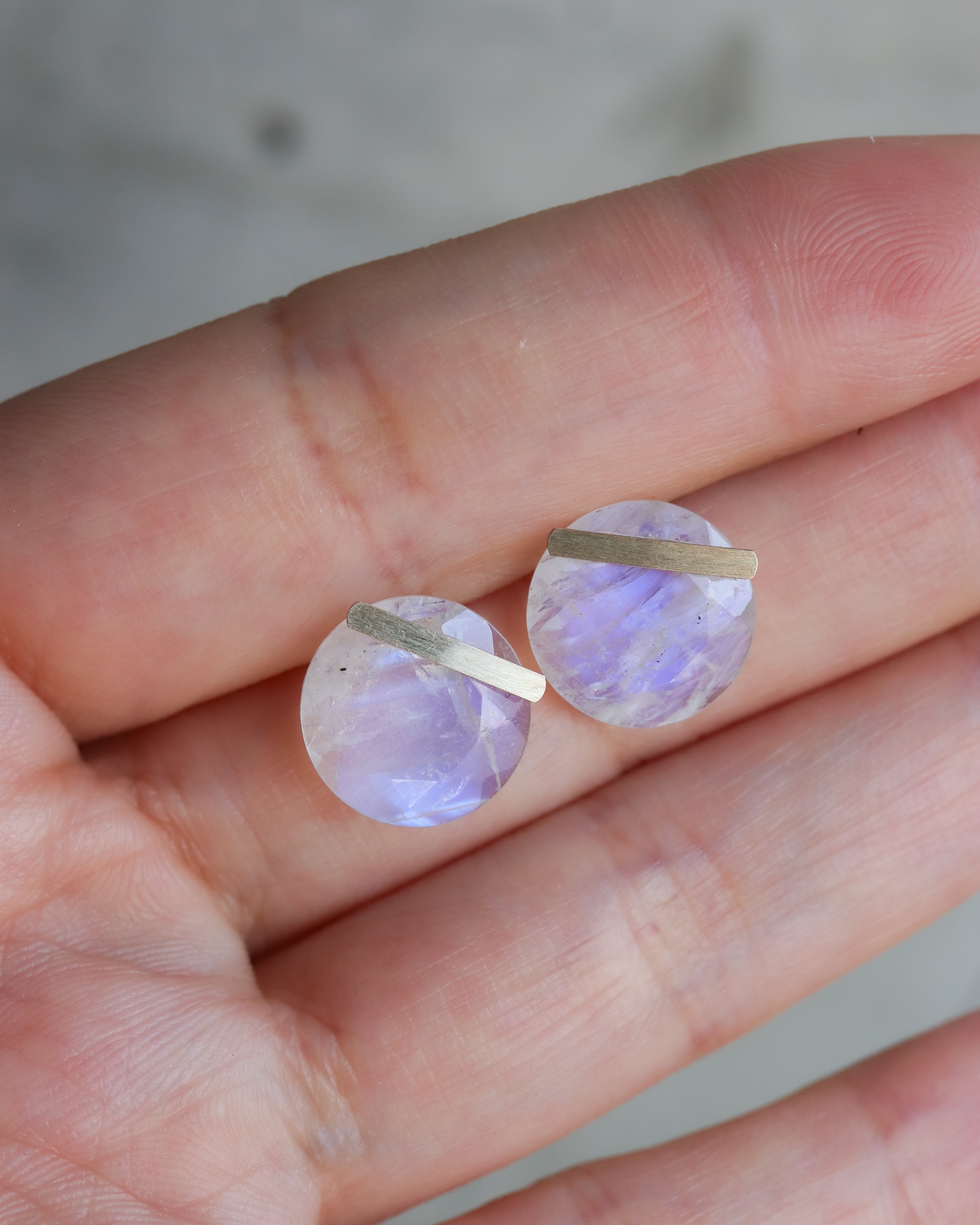 Bar stone Pierced Earring - Rainbow Moon Stone -