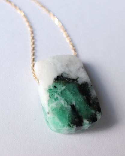 Rock Necklace - Emerald -