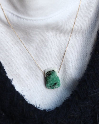 Rock Necklace - Emerald -