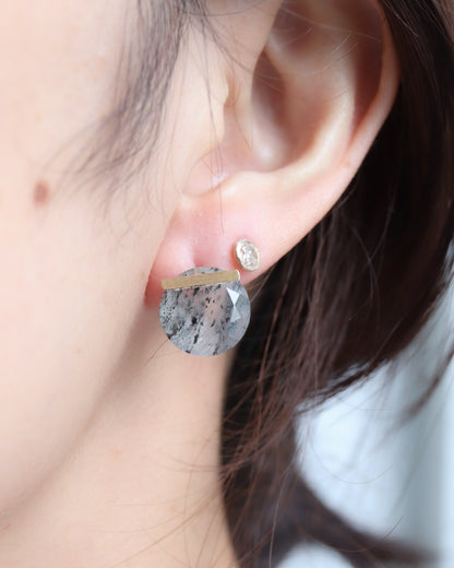 Bar stone Pierced Earring - Black Rutilated Quartz -