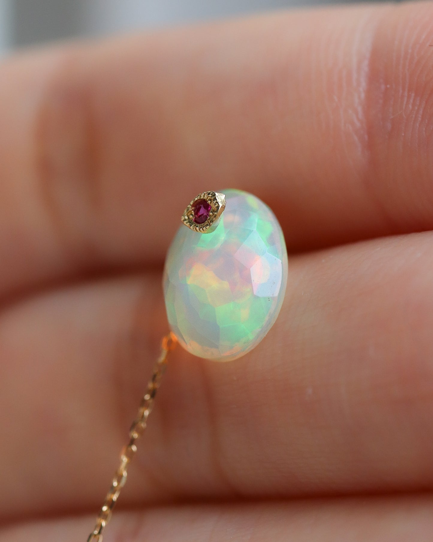 Flat Pierced Earring - Opal -