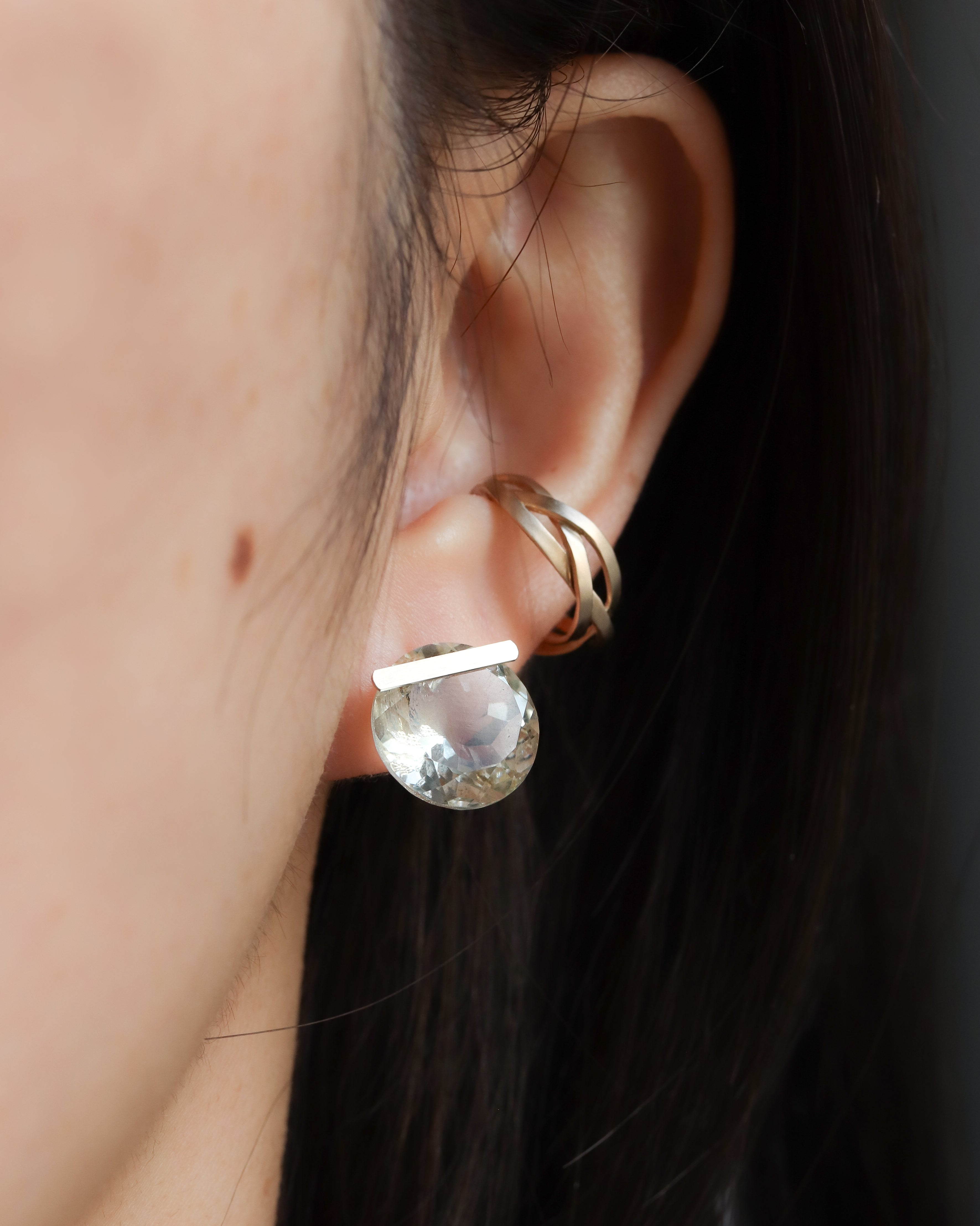 Bar stone Pierced Earring - Green Amethyst -