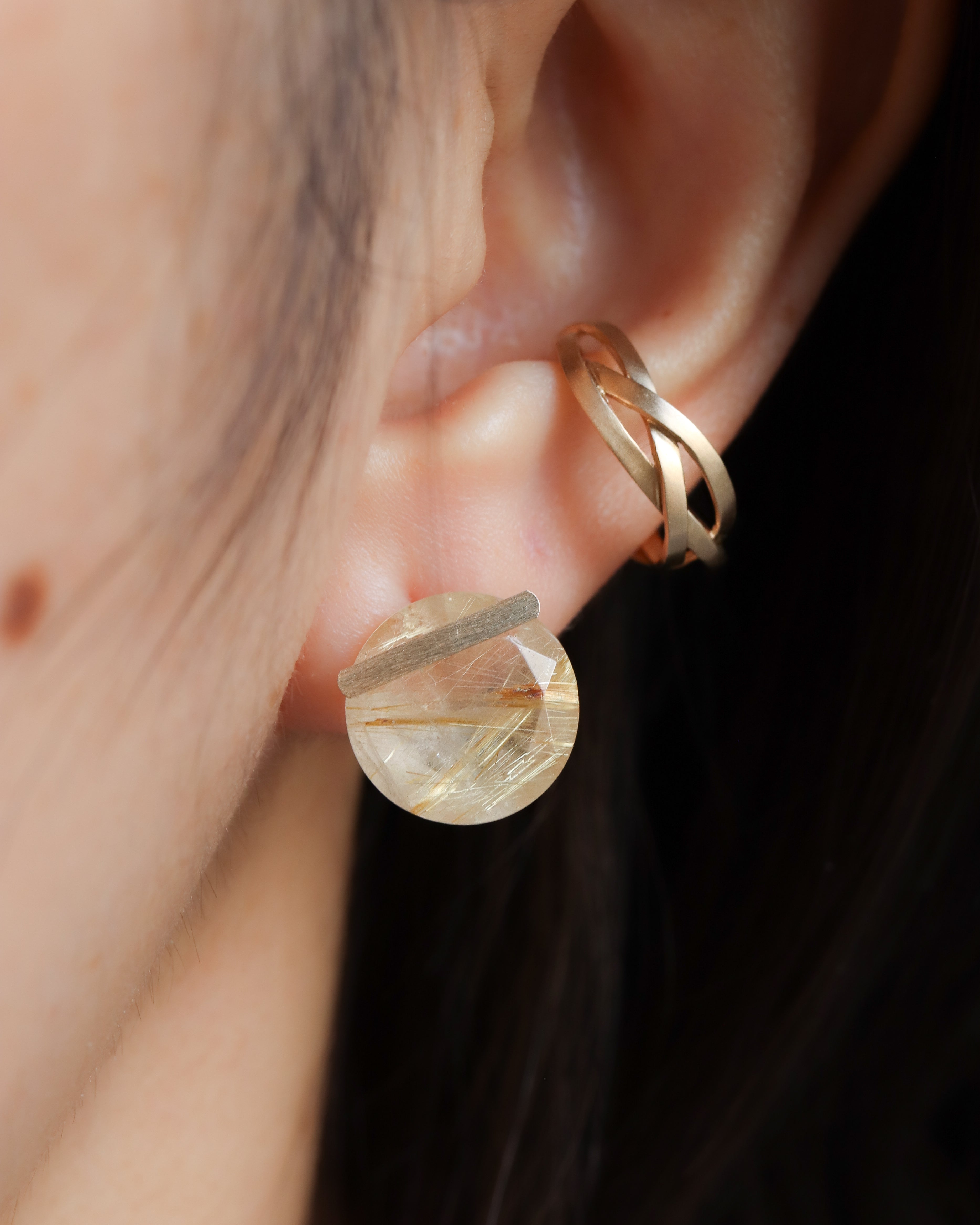 Bar stone Pierced Earring - Golden Rutilated Quartz -