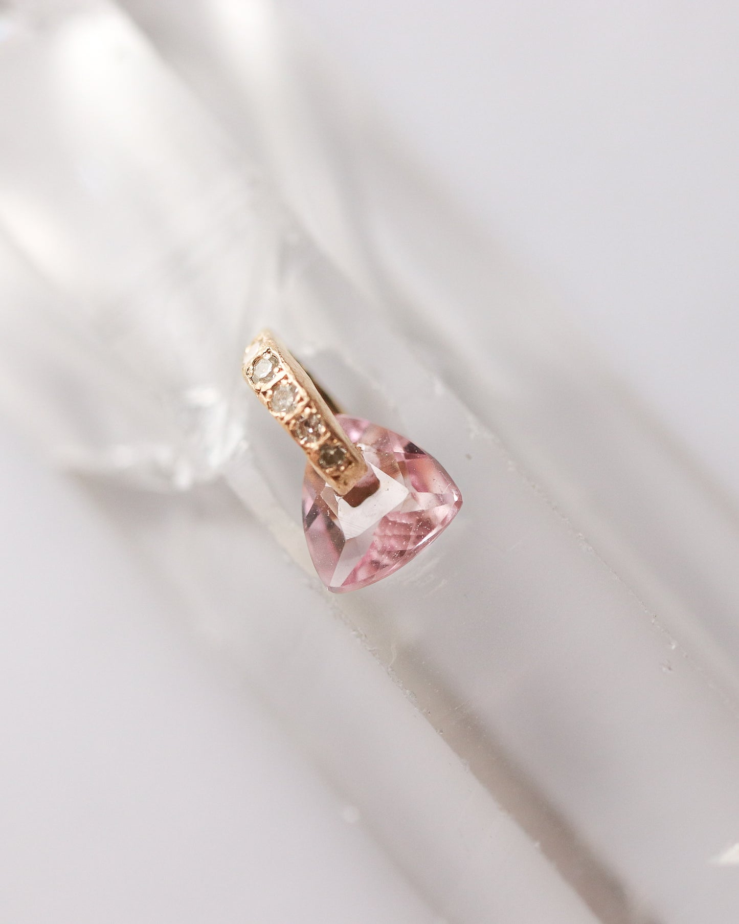 Hibiki Stone Necklace - Morganite / Diamond -