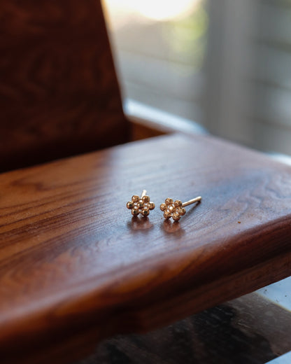 Daisy Pierced Earring