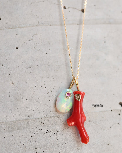 Flat Necklace - Coral -