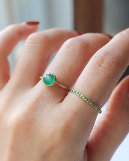 Collet Ring - Emerald (Bicolor)-