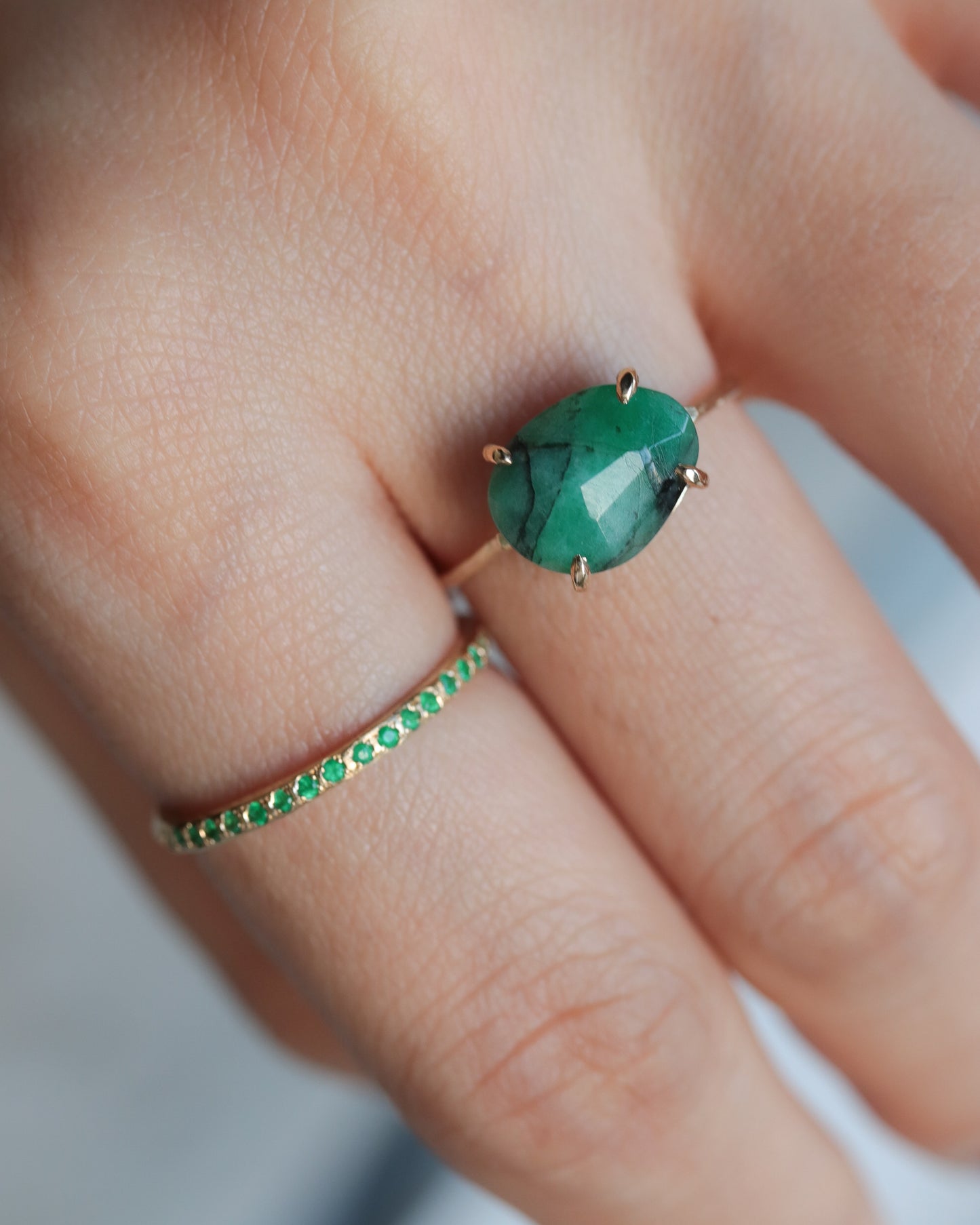 Flat Ring - Emerald -