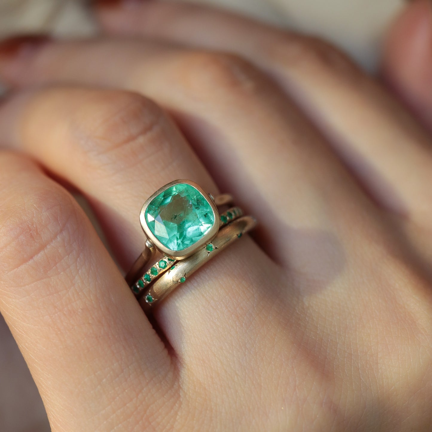 Hibiki Ring  - Emerald -