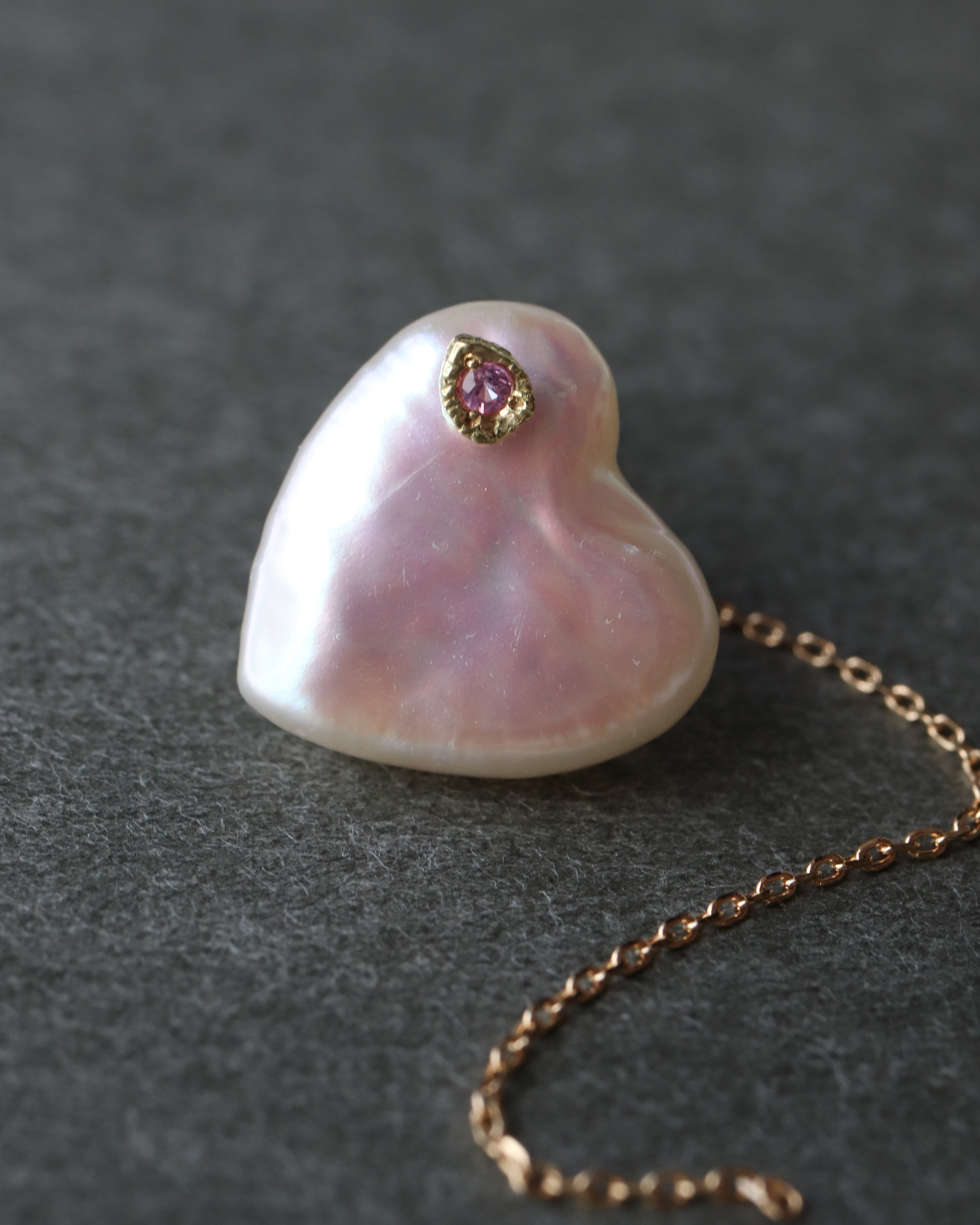 Flat Pierced Earring - Pearl -