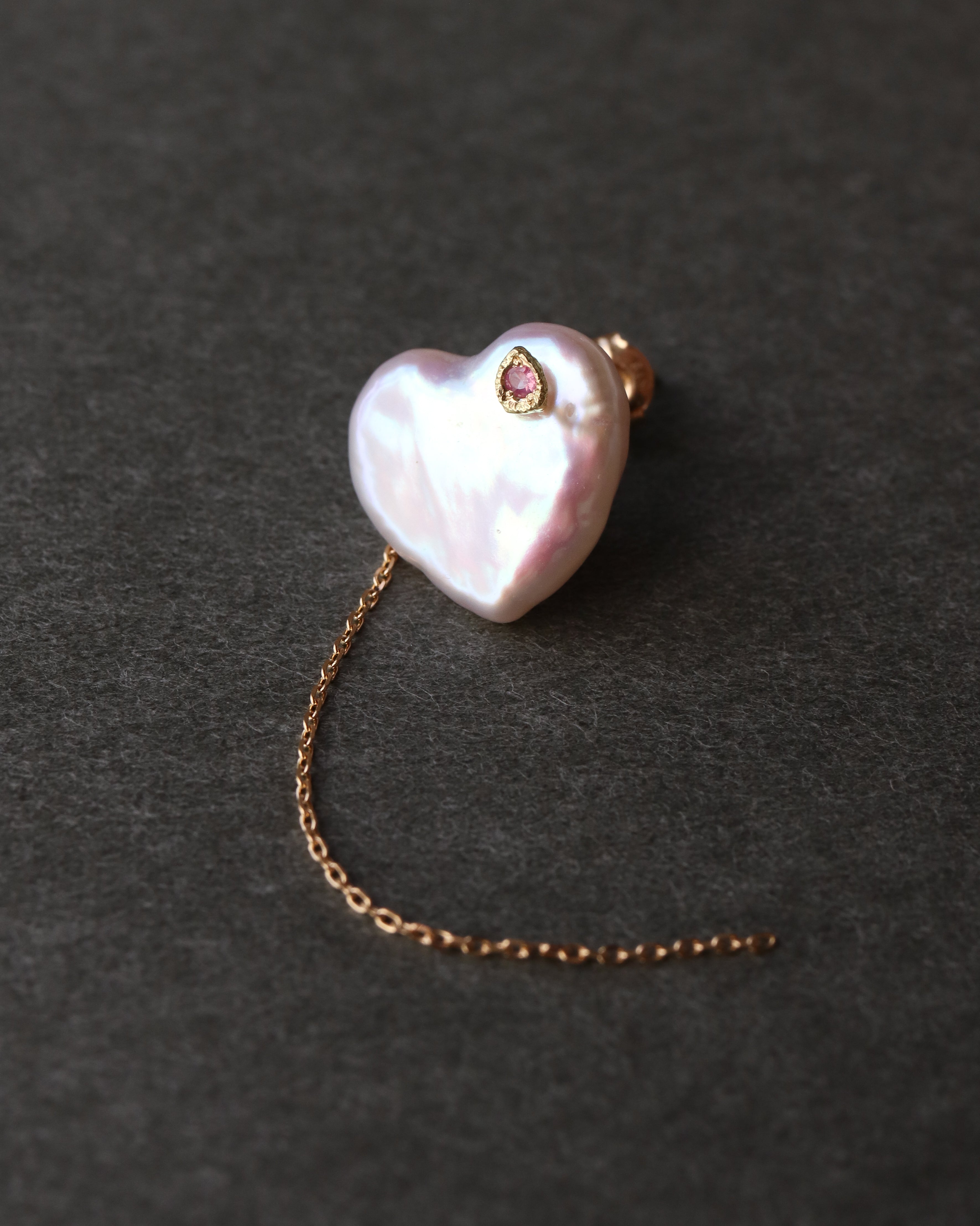 Flat Pierced Earring - Pearl -