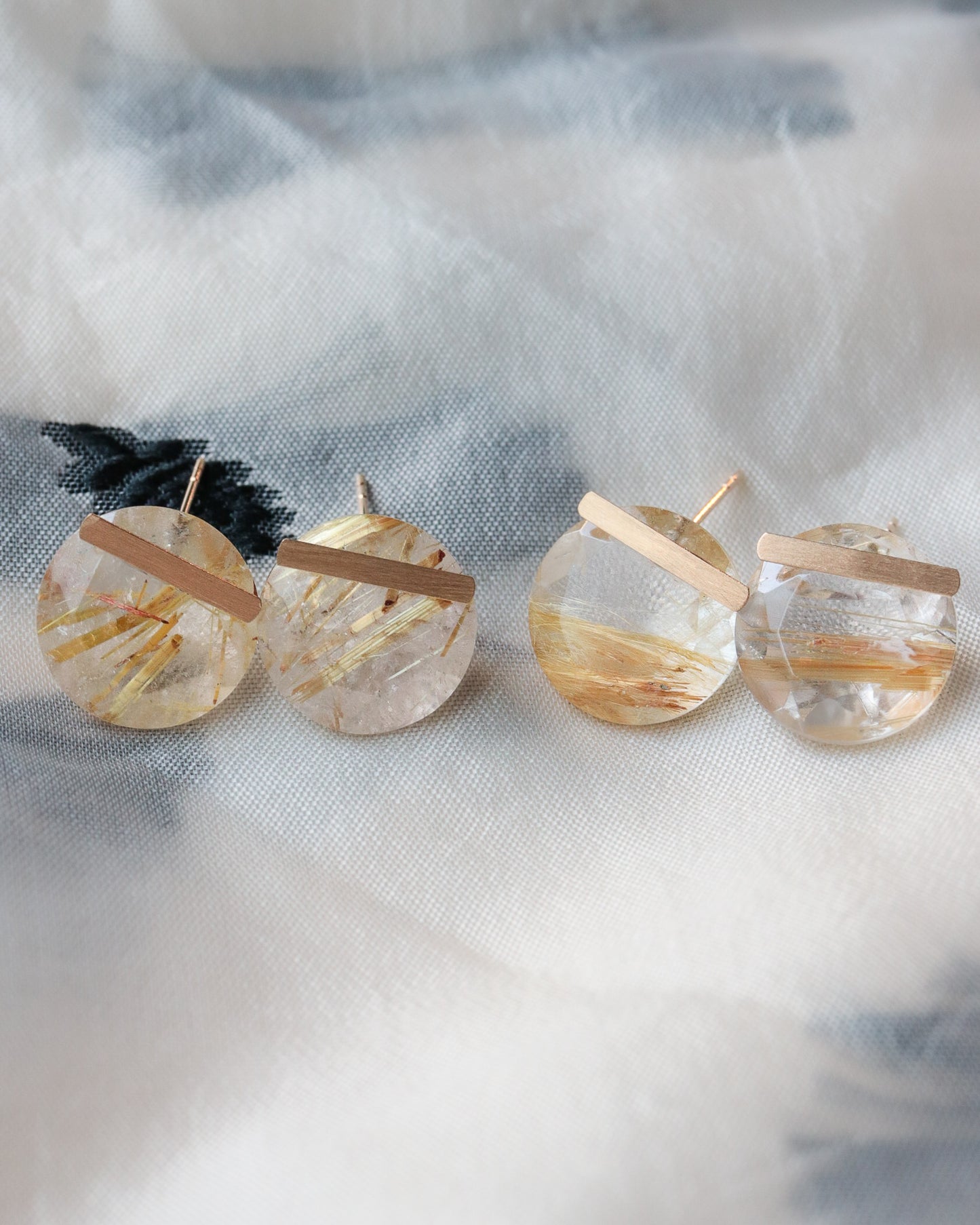 Bar Stone Pierced Earring - Golden Rutilated Quartz -