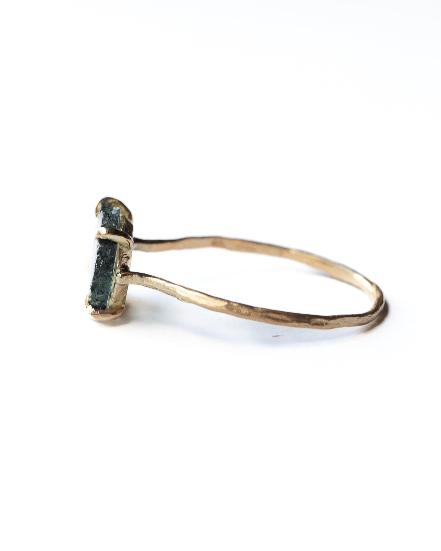 【1/18 sat.12:00〜 NEW IN】Prong Ring - Trapiche Emerald -