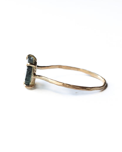 【1/18 sat.12:00〜 NEW IN】Prong Ring - Trapiche Emerald -